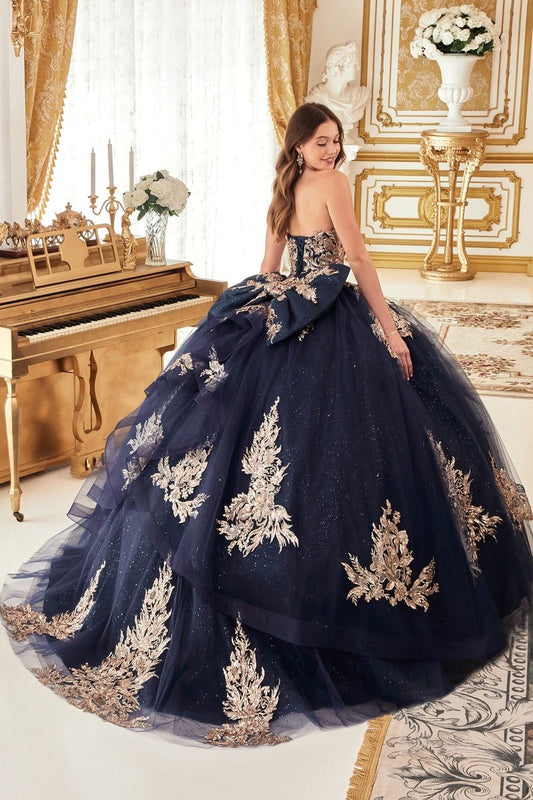 Vestido de XV strapless de tul con brillos, moño y corset 15715