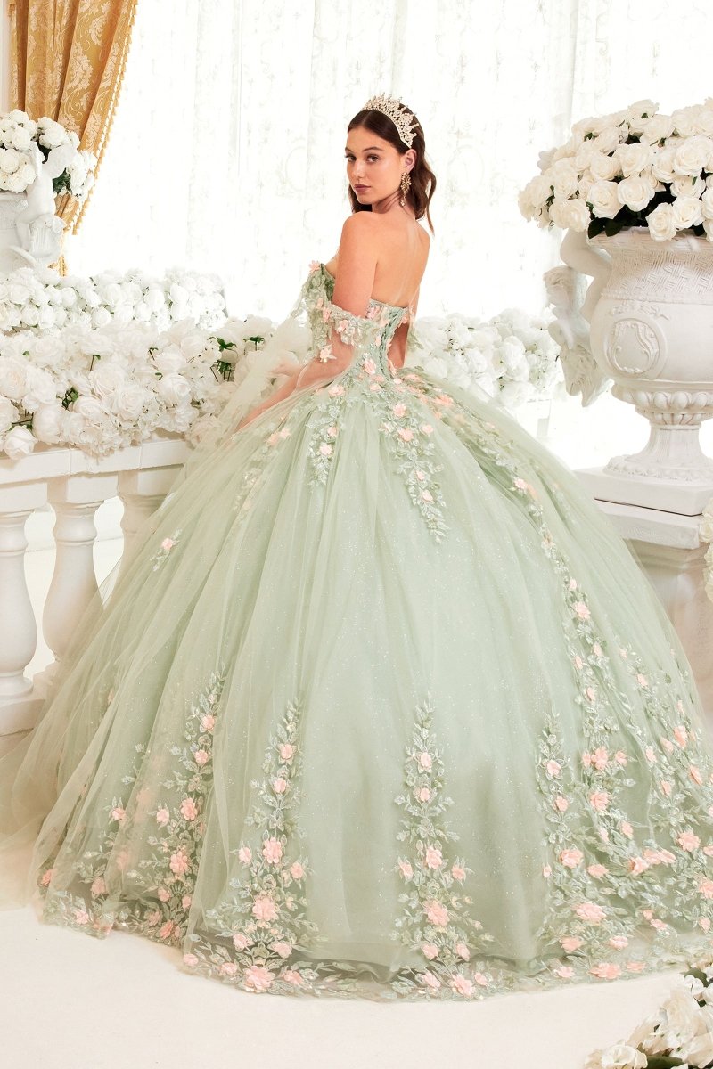 Vestido de XV años strapless de encaje con capa y corset 15716