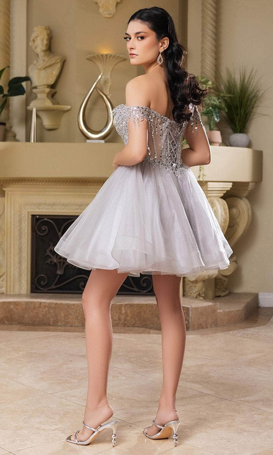 Vestido Corto de Cóctel May Queen MQ2129