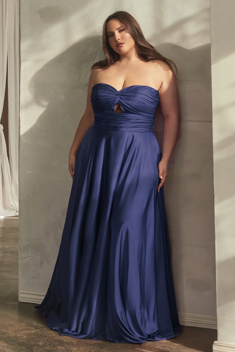 Vestido de fiesta largo satinado corte A con escote corazón 7496C