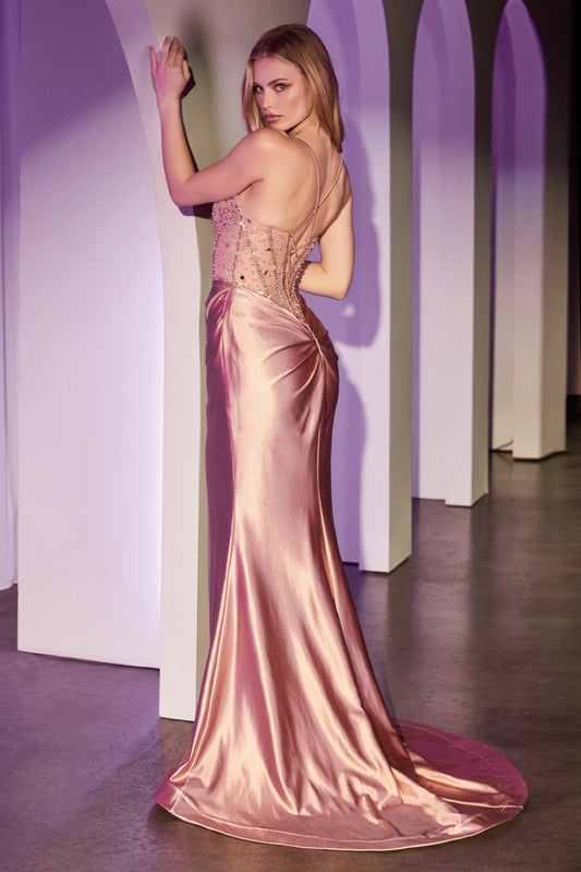 Vestido de graduación oro rosa satinado con corset y pedrería CC8884