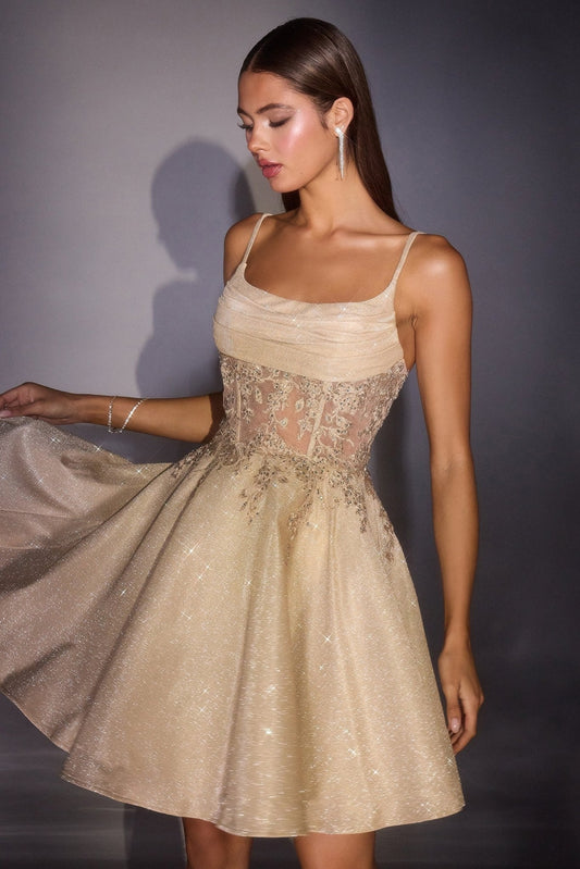 Vestido corto de fiesta de encaje bordado con brillos KV1152