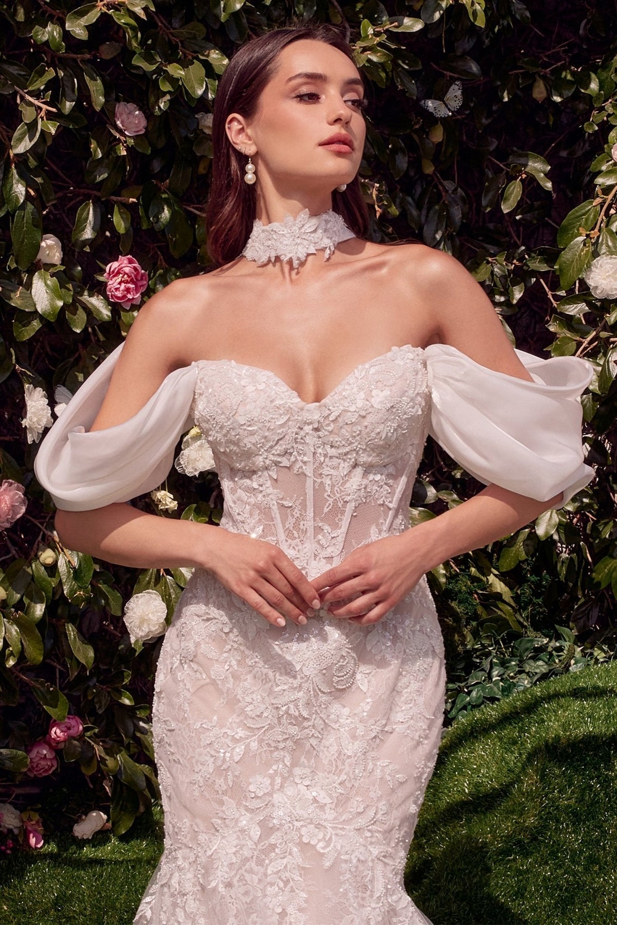 Vestido de novia strapless de encaje con bolero y escote corazón WL031