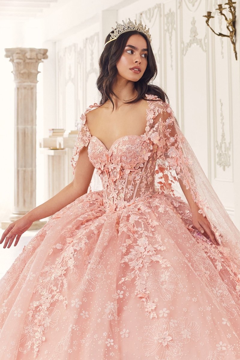 Vestido de quinceañera strapless de encaje con flores 3D y capa 15719