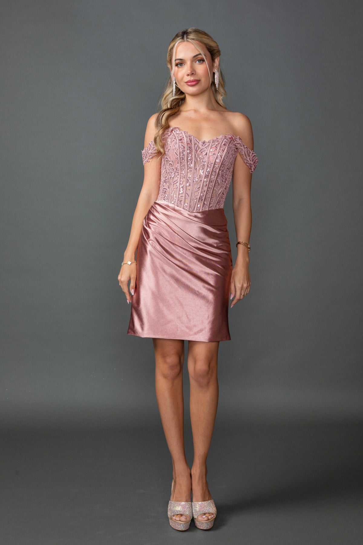 Vestido de Homecoming 3429 - 1
