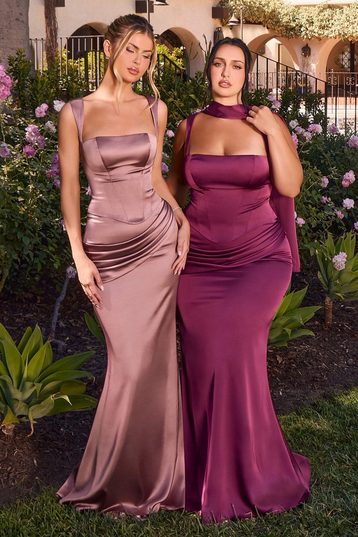 Conjunto de dos piezas satinado con escote cuadrado y corset 7437