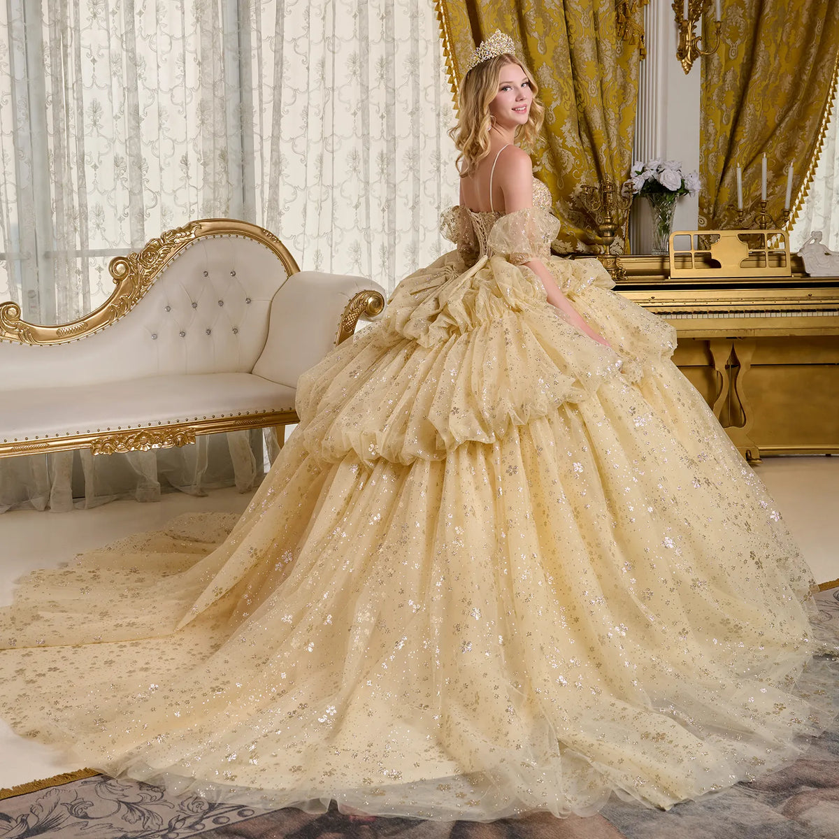 Vestido de XV Años Elizabeth K GL3646 - CHAMPAGNE