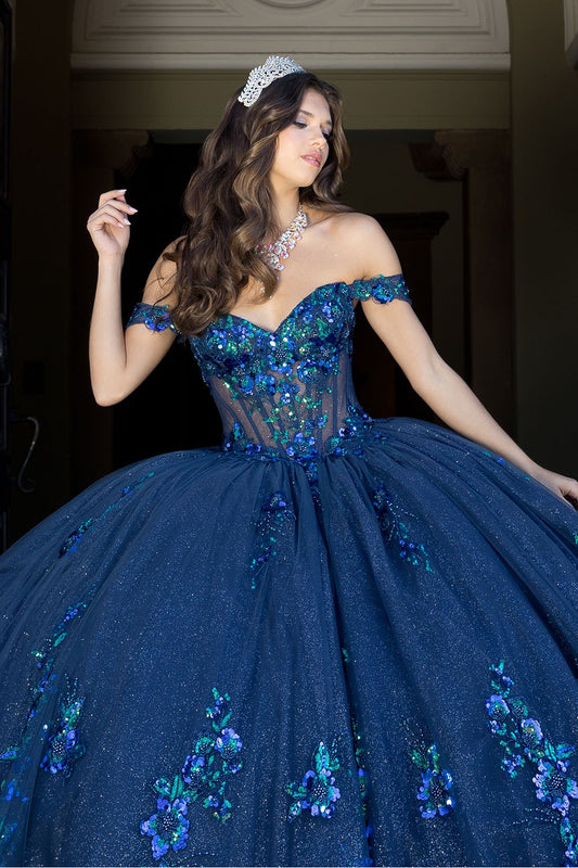 Vestido de XV floral con lentejuelas y perlas en talla plus PQ1073