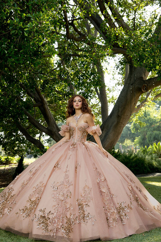 Vestido de XV oro rosa con flores 3D y copa plisada PQ1089