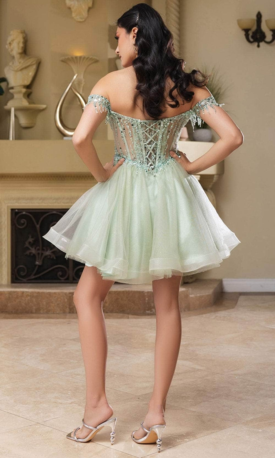 Vestido Corto de Cóctel May Queen MQ2129