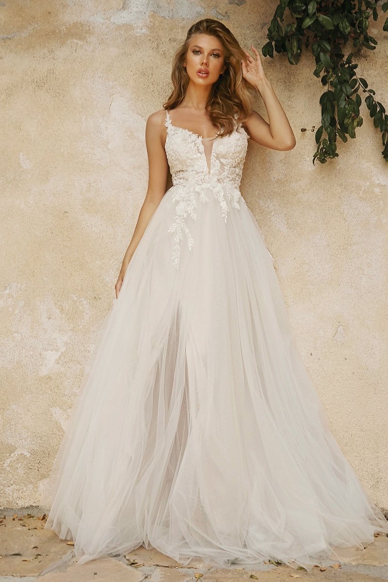 Vestido de novia de encaje con brillos y escote en V profundo CB072W