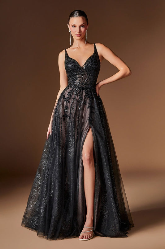 Vestido de noche bordado de lentejuelas con abertura y pedrería CD2412