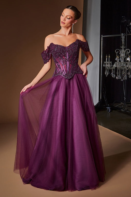 Vestido de gala berenjena bordado de lentejuelas con pedrería CD657