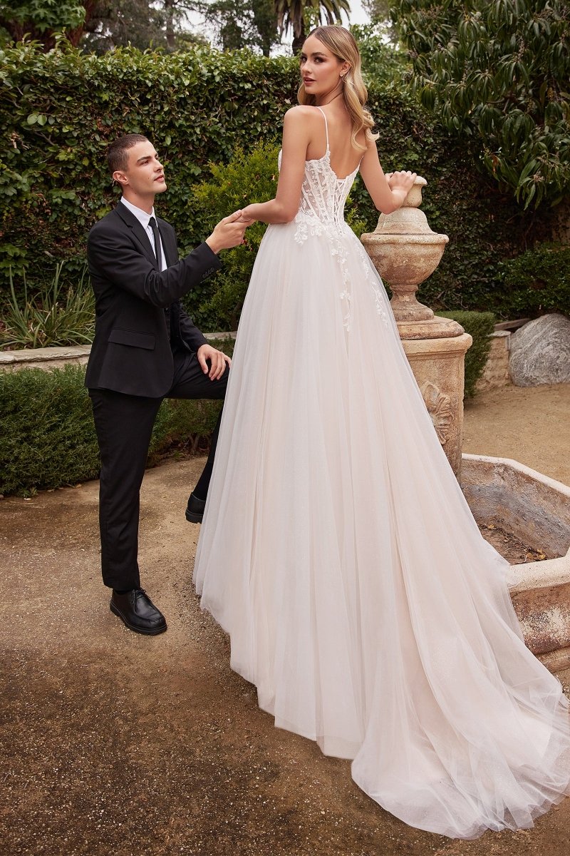 Vestido de novia corte A de tul con corset CD854W