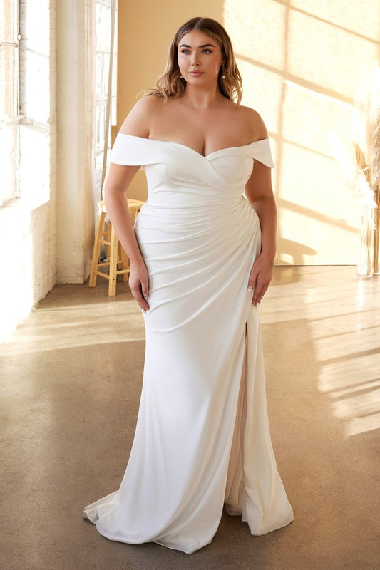 Vestido de novia satinado con abertura y hombros descubiertos CD930C