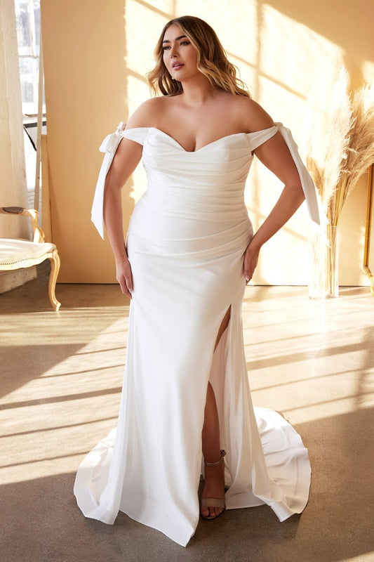 Vestido de novia satinado con abertura y hombros descubiertos CD944WC