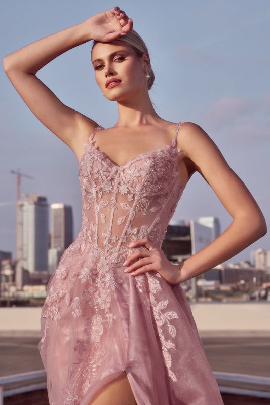 Vestido largo de tul con corset, escote en V profundo y brillos CDS533
