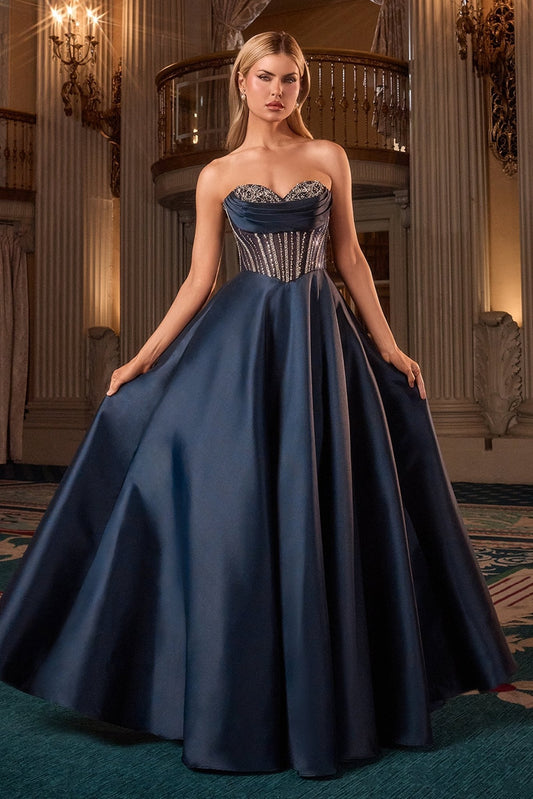 Vestido largo strapless con pedrería, abertura y corset CK2405