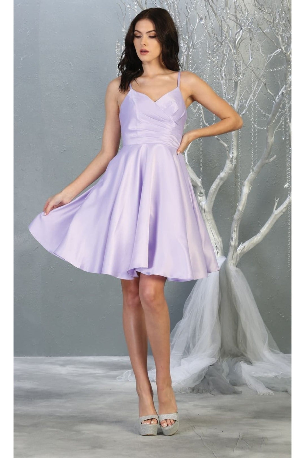 Vestido Corto de Cóctel May Queen MQ1654